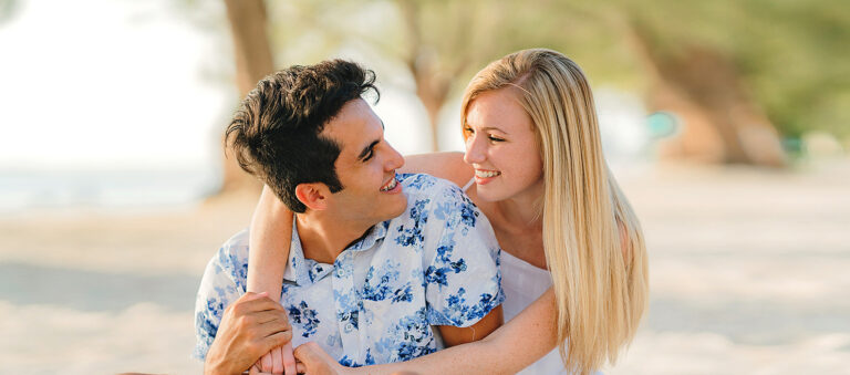 Read more about the article Beach Graduation Photography – Ellie & Davis