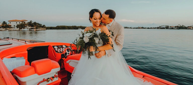 Read more about the article Erin & Chad – Grand Cayman Wedding