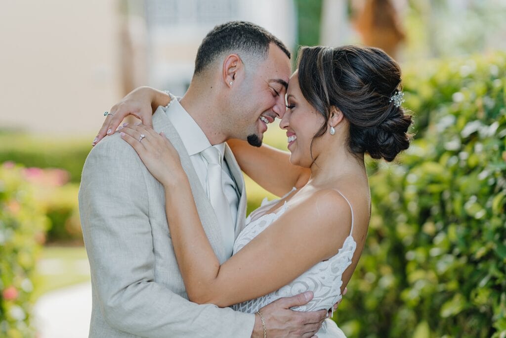 grand cayman wedding photographer first look