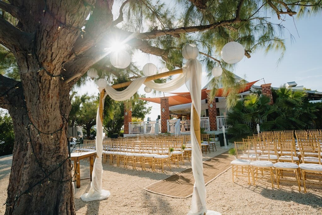 grand cayman wedding photographer morgans decor