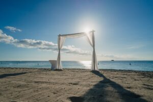 westin grand cayman beach ceremony wedding photographer