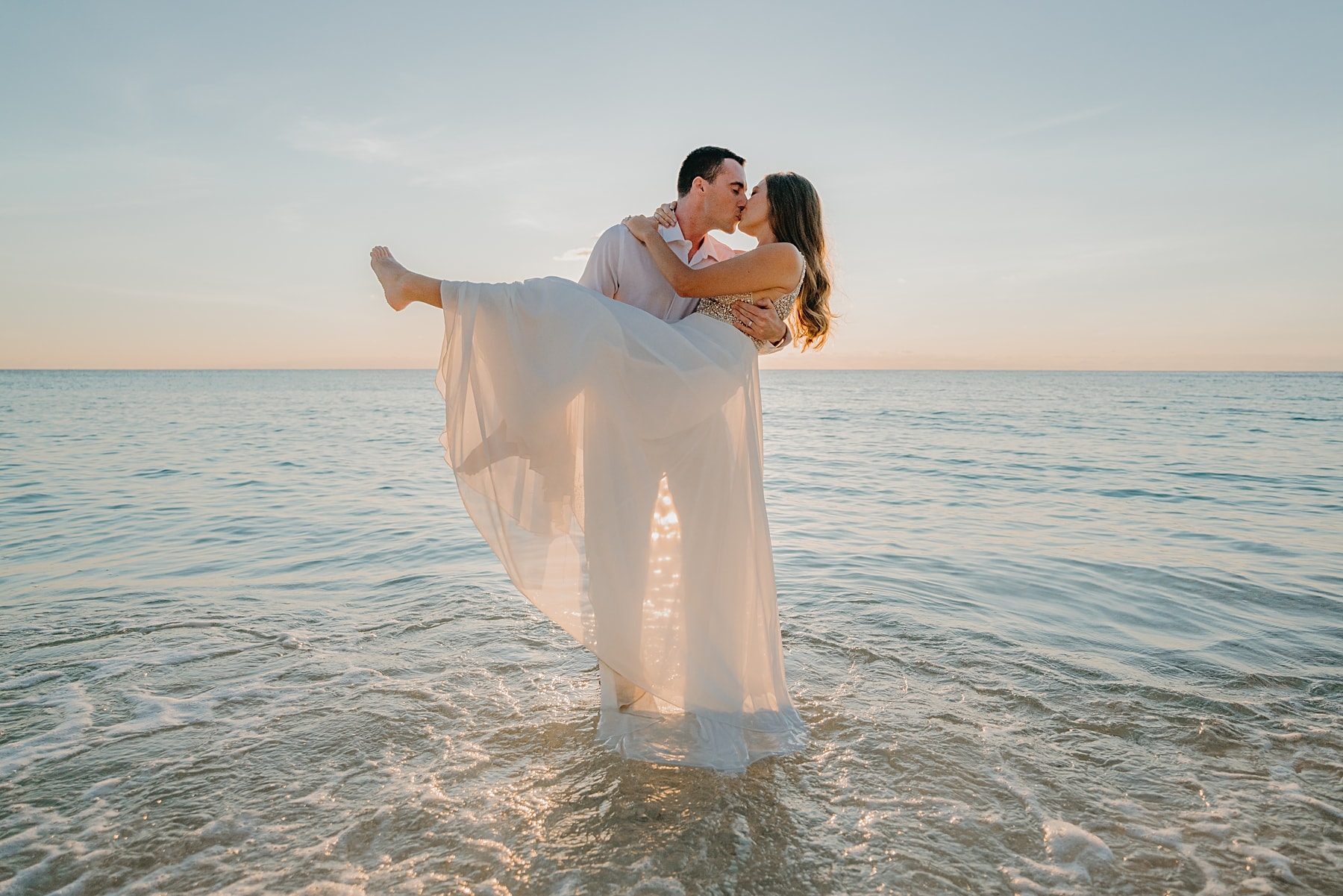 auckland couple engagement photographer beach