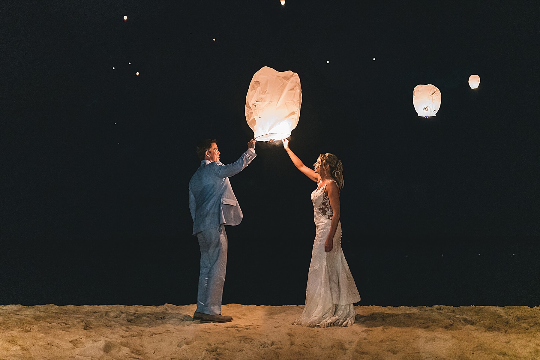 beach wedding photographer grand cayman