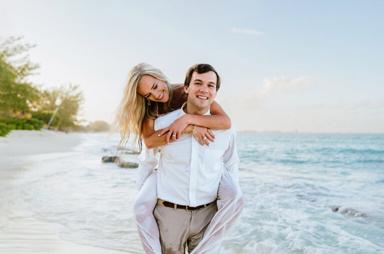 Read more about the article Fun Couple at Cemetery Beach