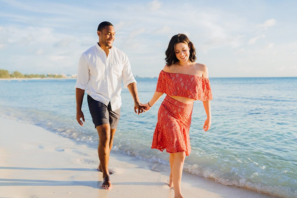 couple photographer cayman islands beach kimpton seafire