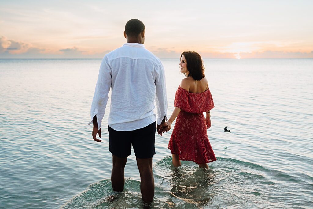 couple photographer cayman islands beach kimpton seafire