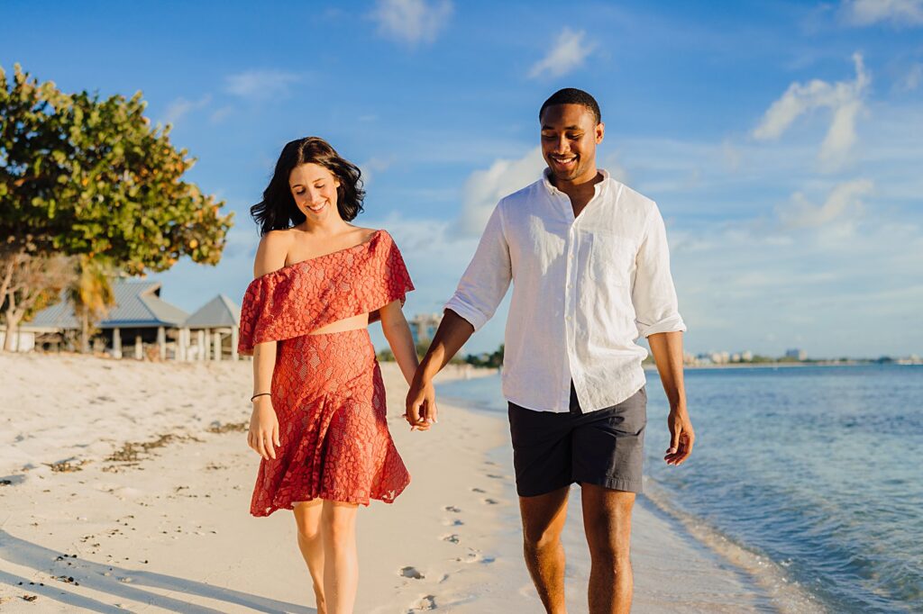 couple photographer cayman islands beach kimpton seafire