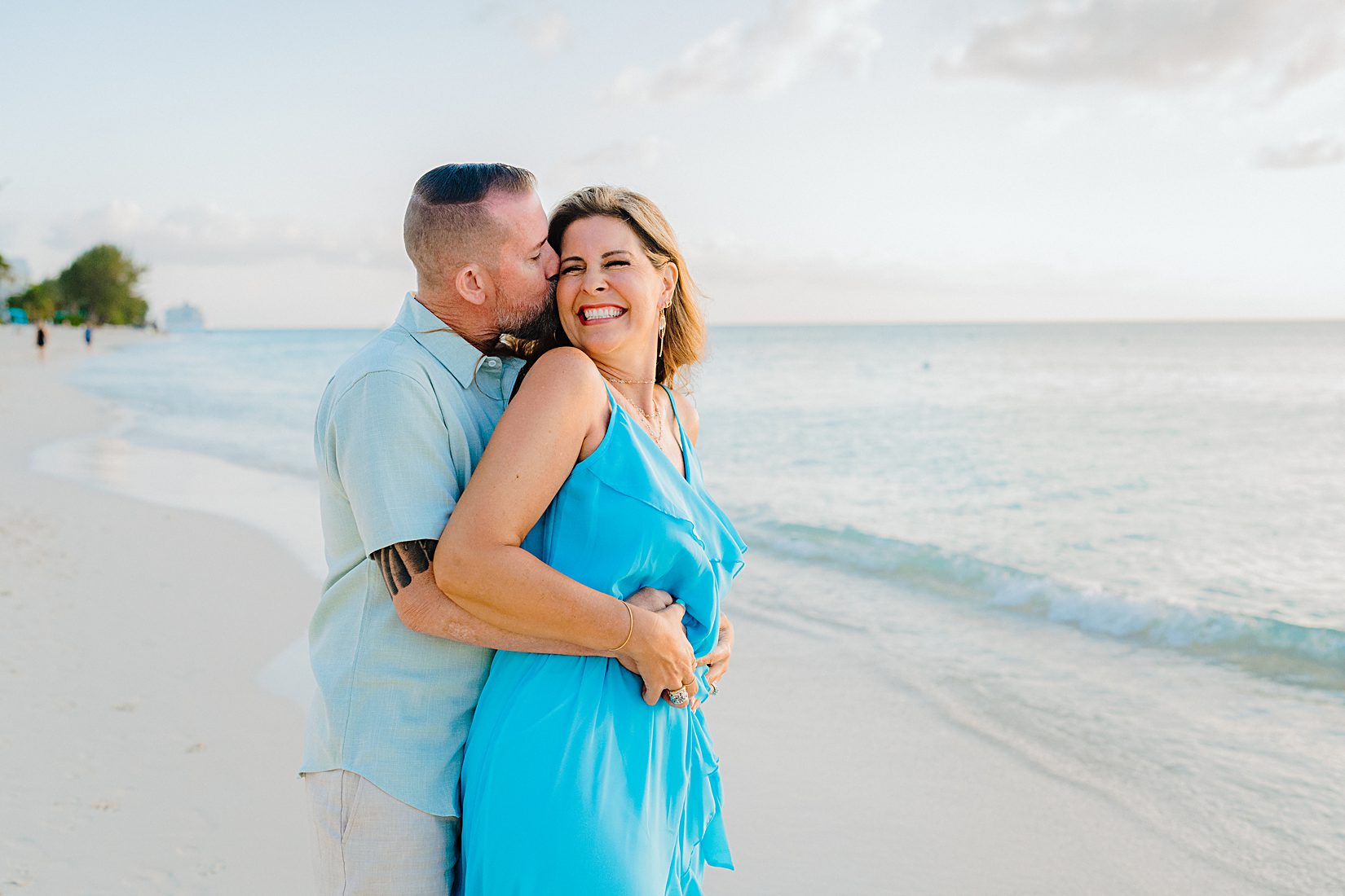 auckland couple engagement photographer beach