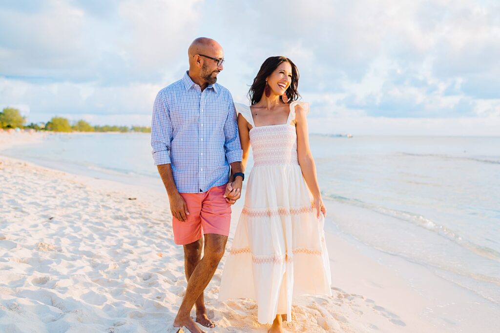 auckland engagement couple photographer beach