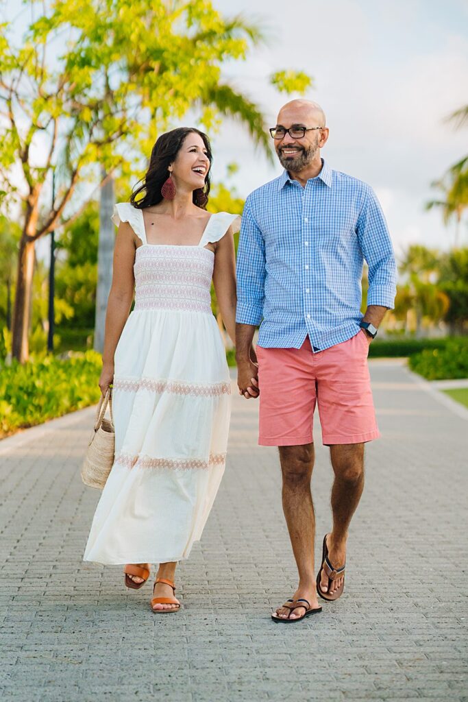 auckland engagement couple photographer beach