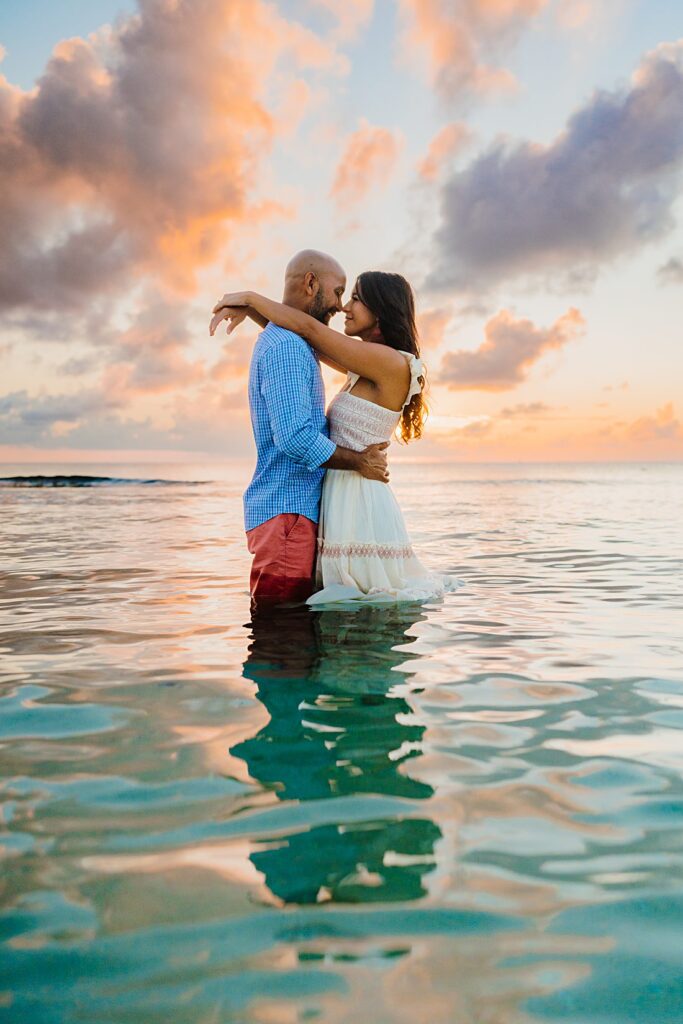 auckland engagement couple photographer beach