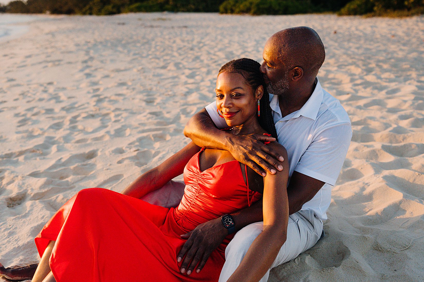 auckland engagement photographer beach