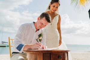 auckland wedding photographer beach