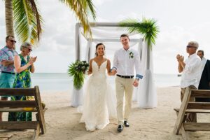 auckland wedding photographer beach